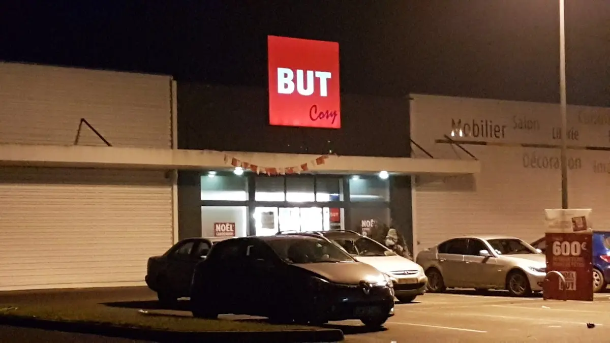 But Hazebrouck — photo 1