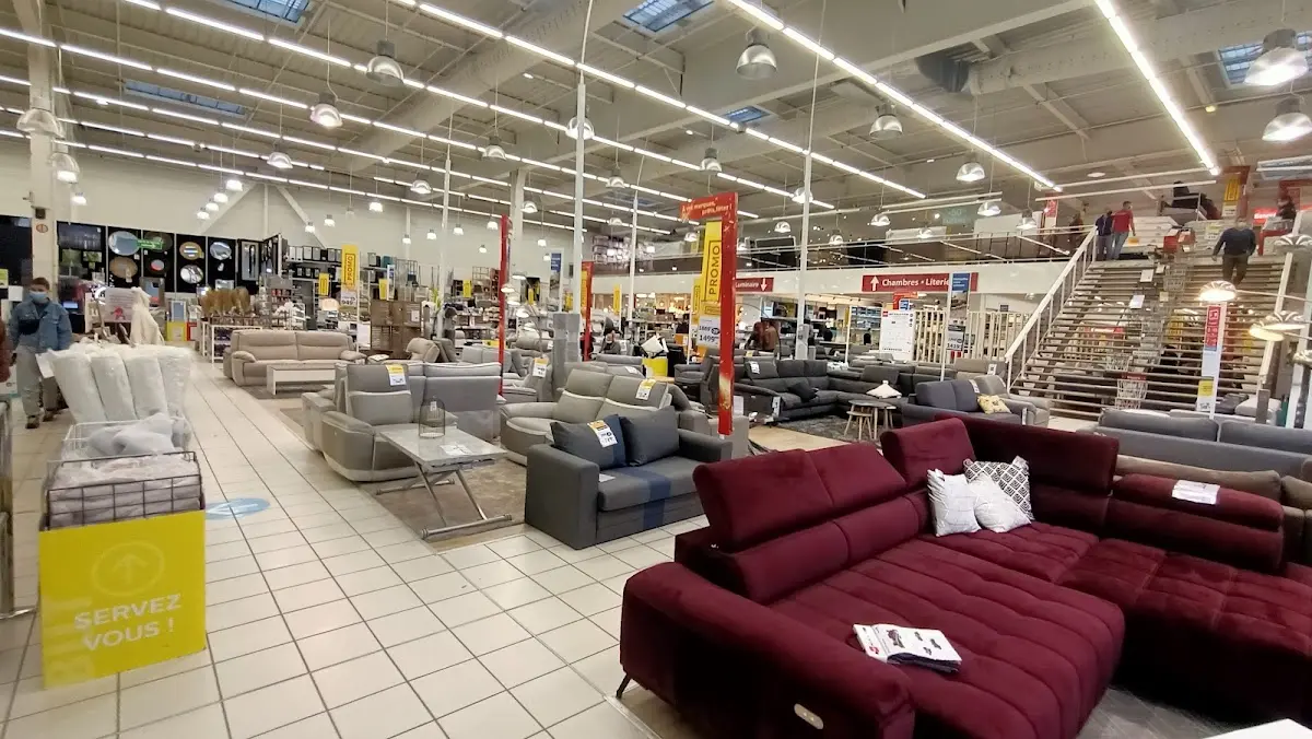 But Lyon — photo 2