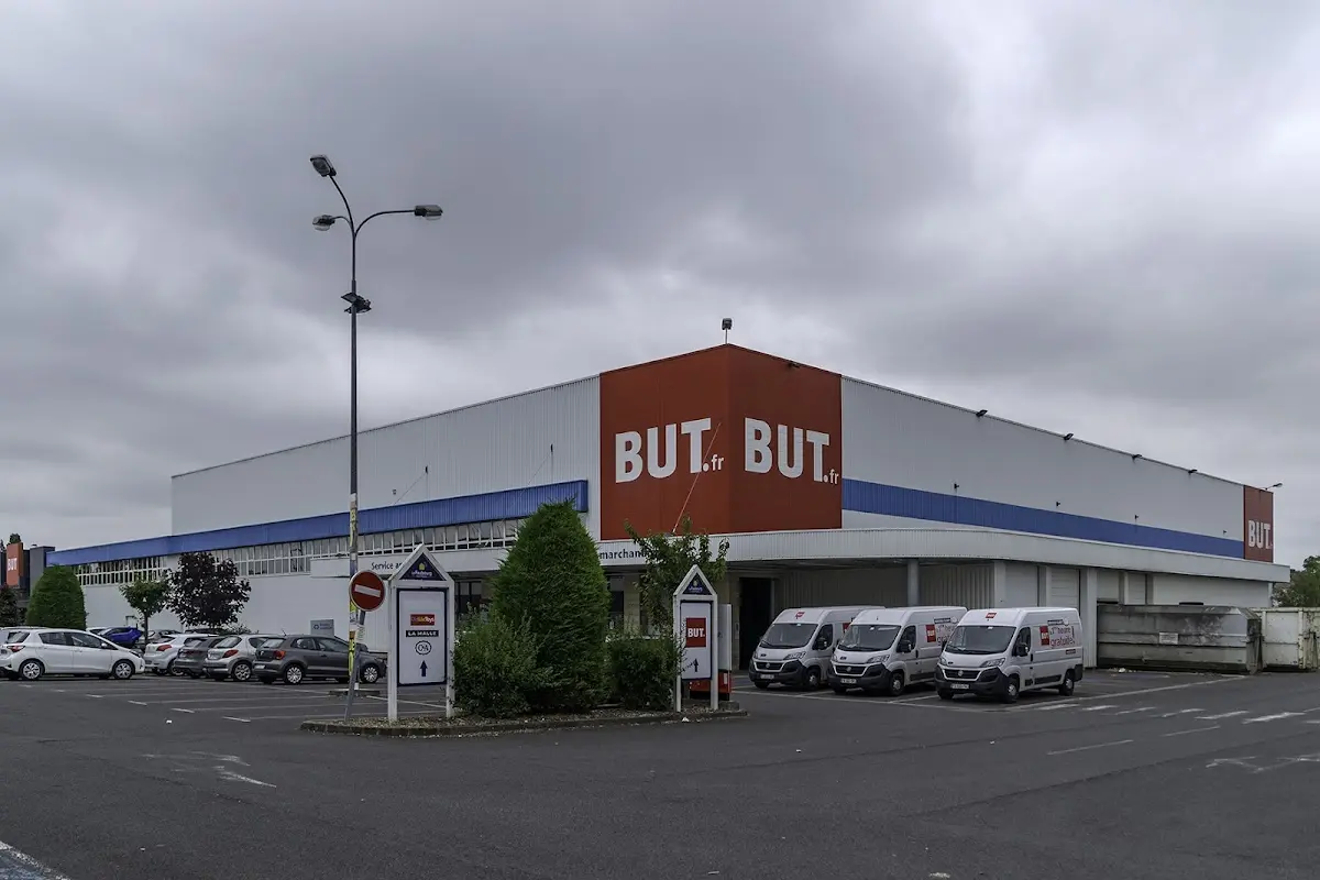 But Creil — photo 1