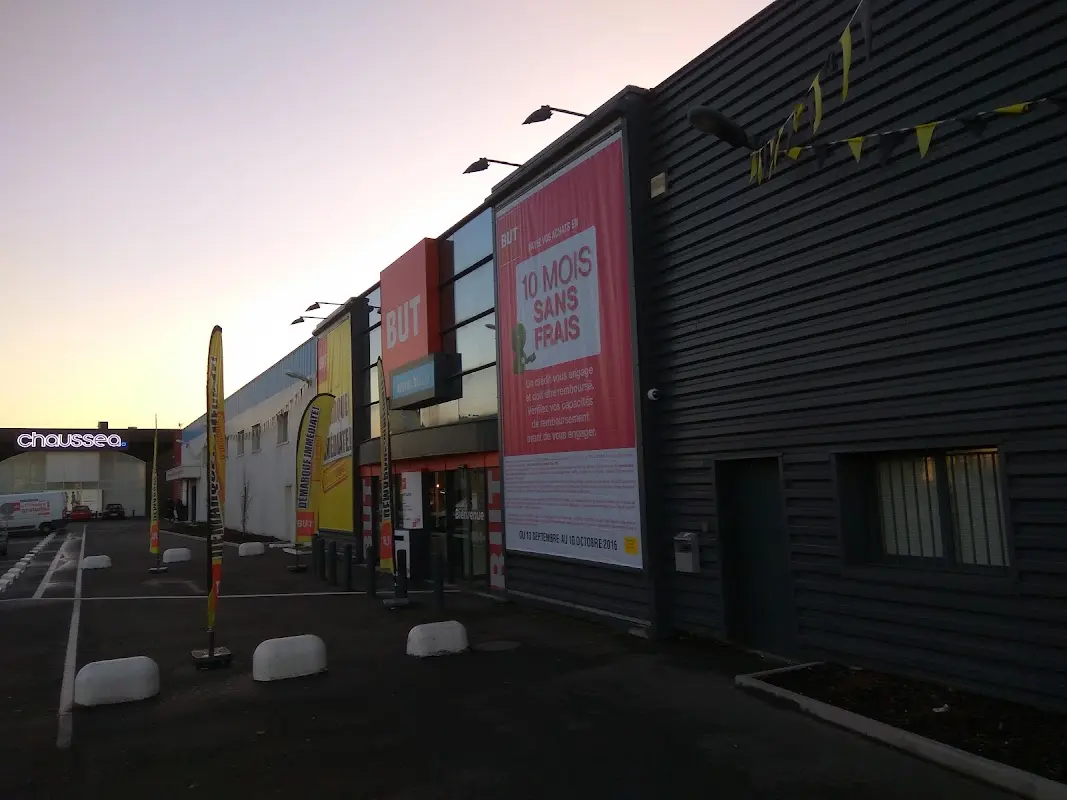 But Olivet — photo 1