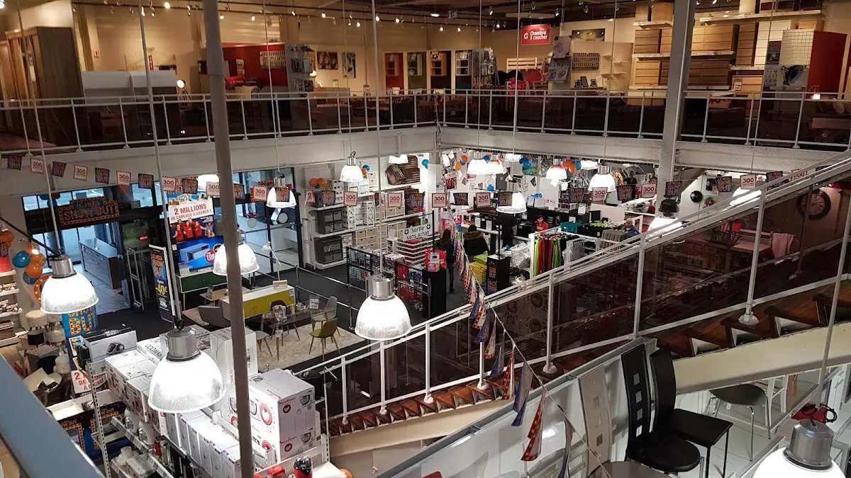 But Albertville — photo 2