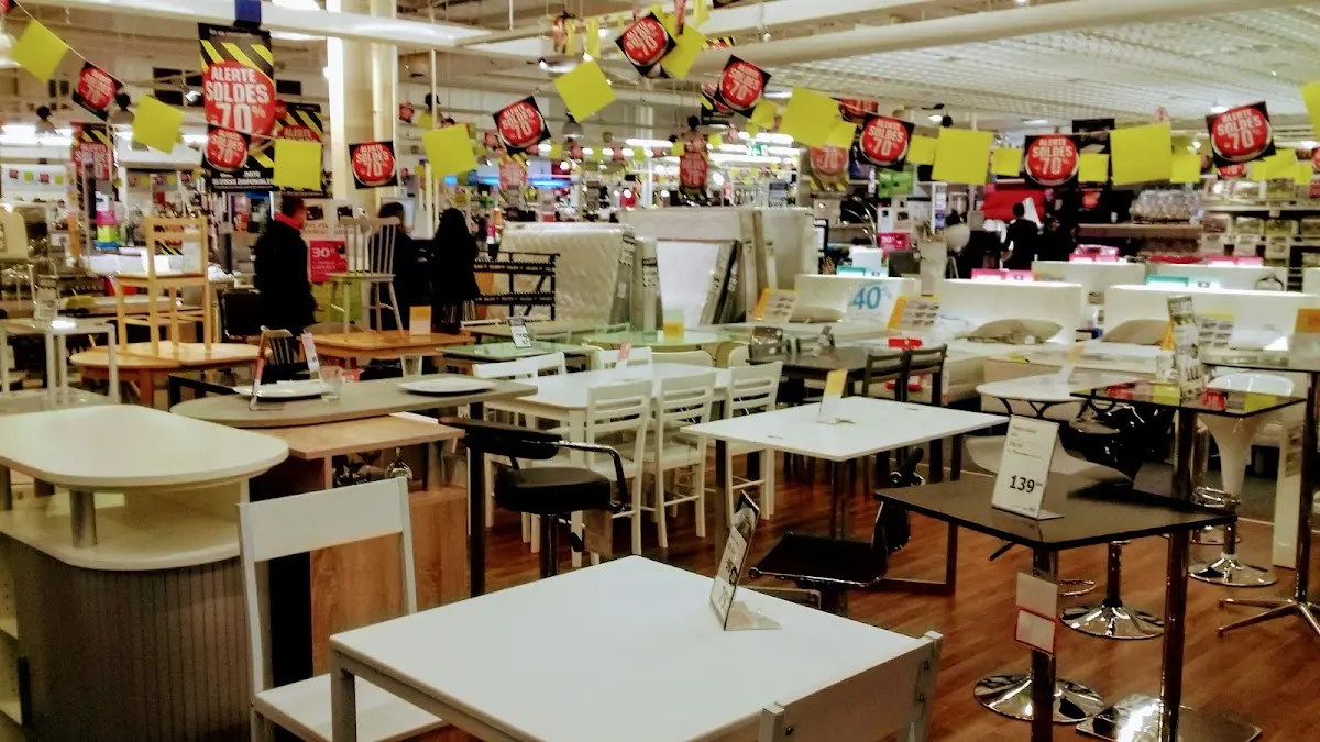 But Dreux — photo 3