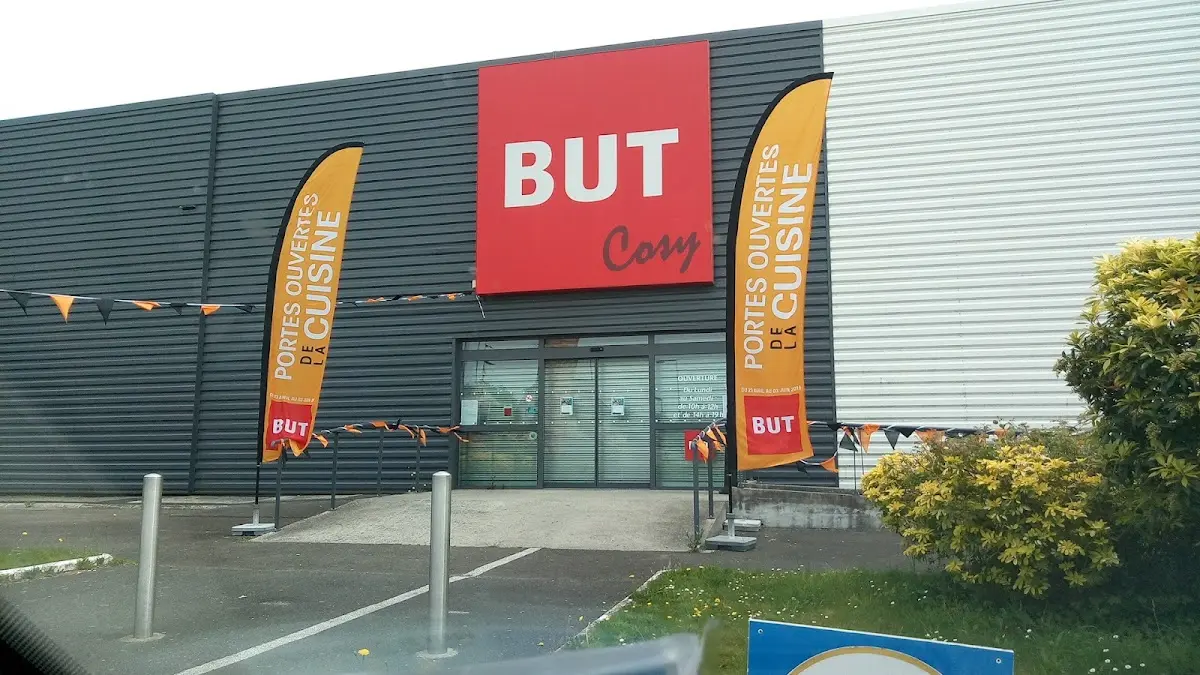 But Avranches — photo 1