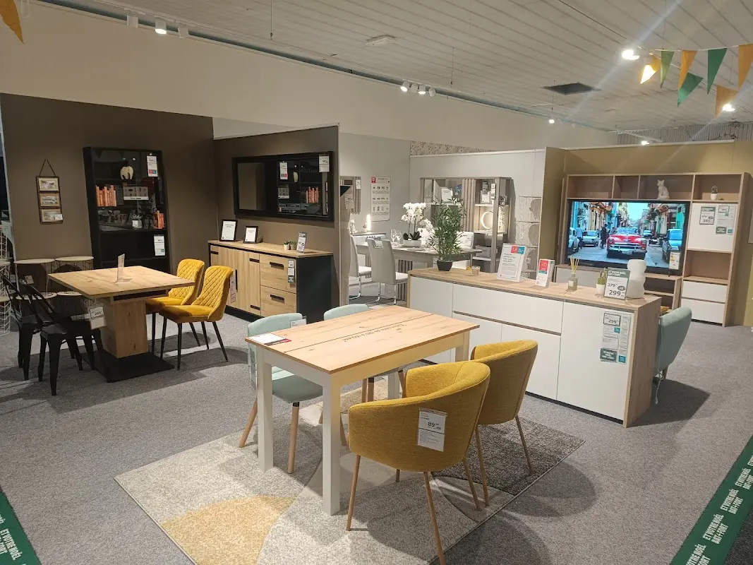 But Avranches — photo 2