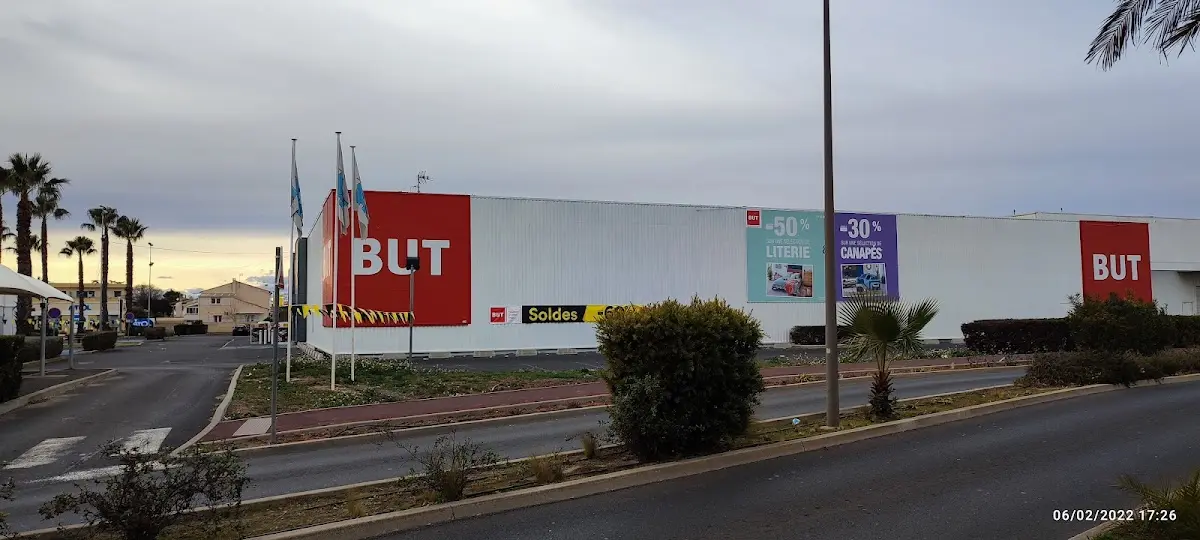 But Agde — photo 1