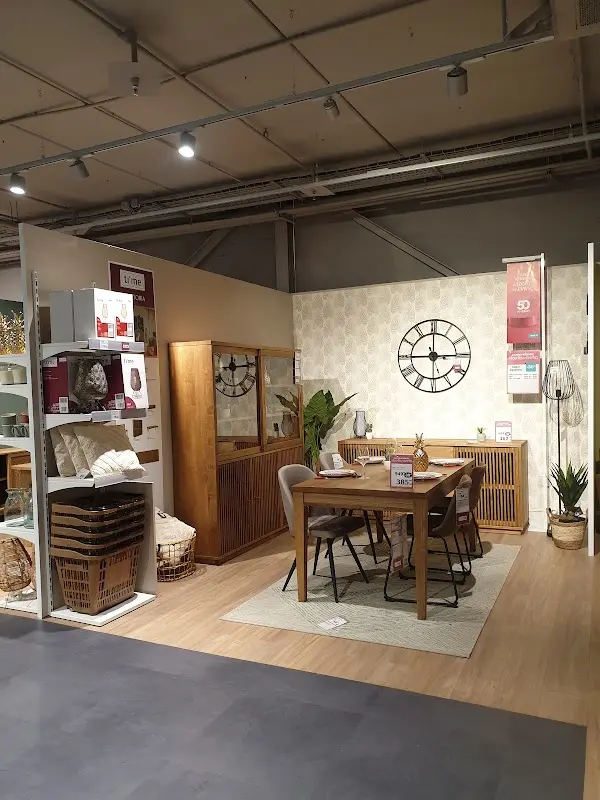 But Voglans — photo 1