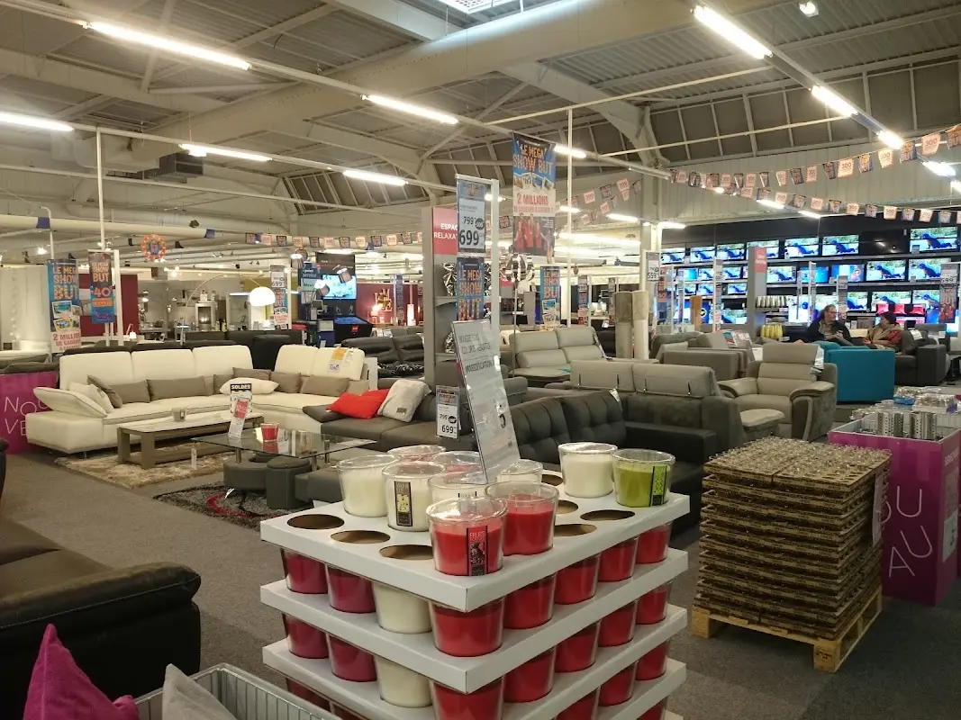 But Nemours — photo 2