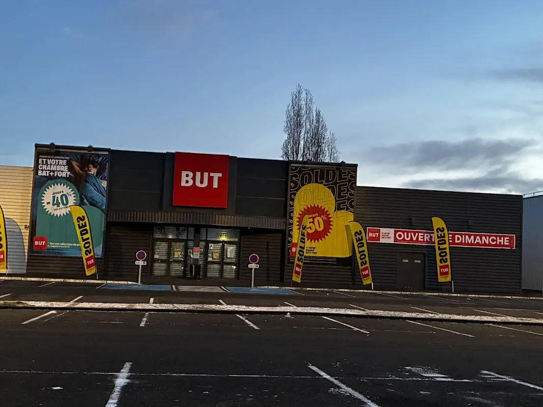 But Montluçon — photo 1