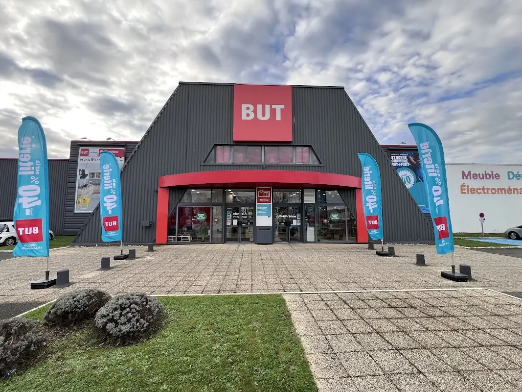 But Fontenay-le-Comte — photo 3