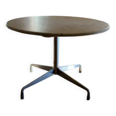 Table ronde “Segmented” par Charles Eames pour Knoll International, vers 1960