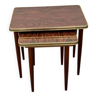 Ensemble de tables gigognes en Formica