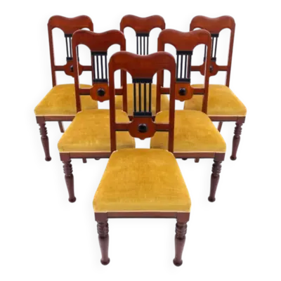 Ensemble de six chaises, Europe du Nord, tournant des XIXe et XXe siècles. Après