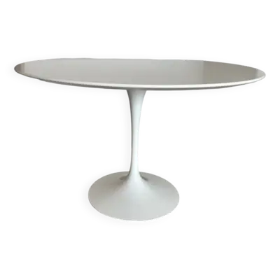 Table Knoll Saarinen diamètre 120 stratifié blanc