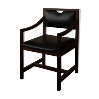 Fauteuil en bois vintage en simili cuir noir, style scandinave.