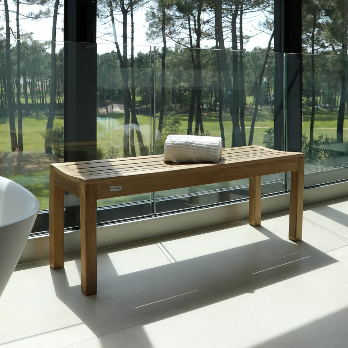 Jacinthe - Banc en teck massif 2 places sans dossier — vue 3
