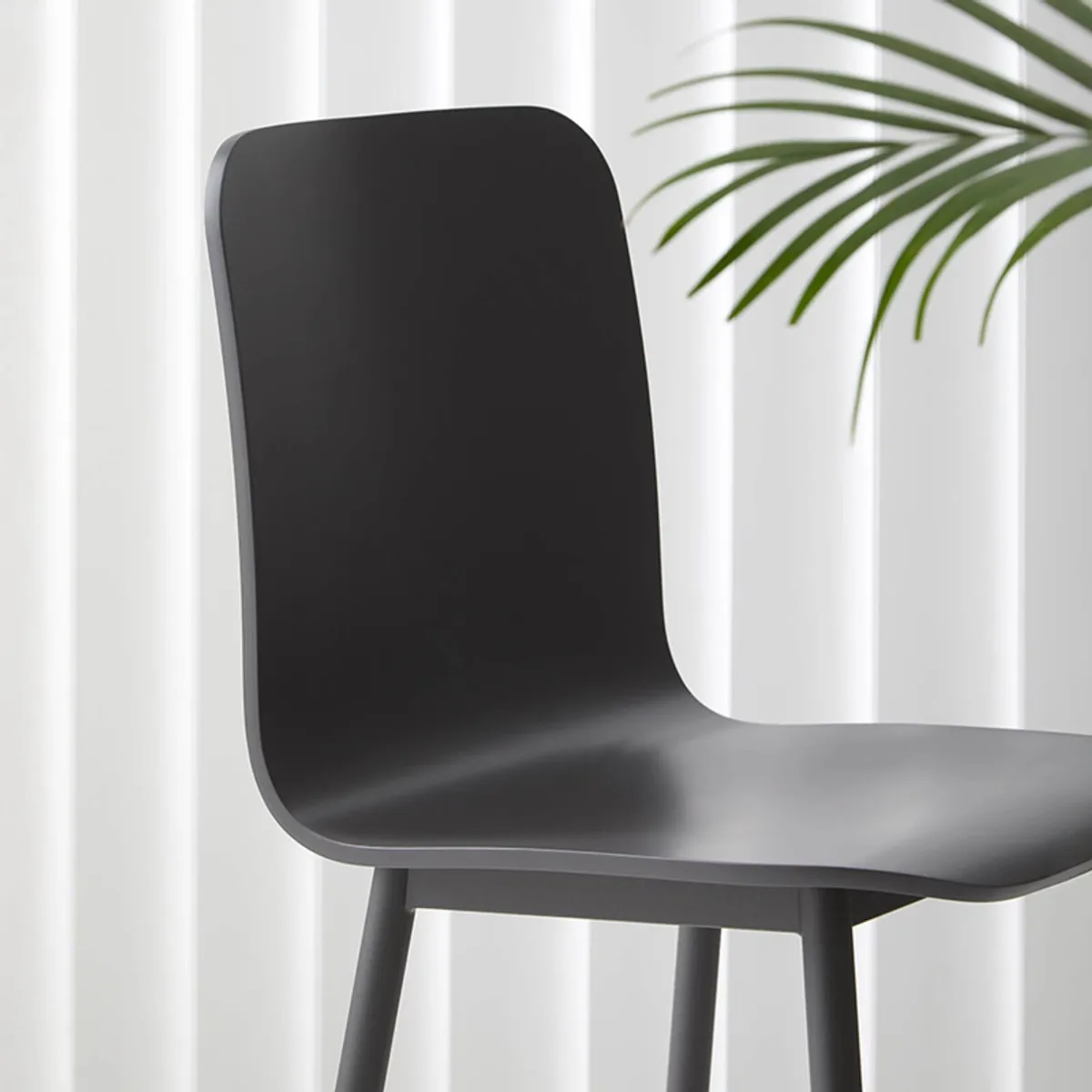 Pepper Mobliberica® - Tabouret snack minimaliste en bois et pieds en métal — vue 4