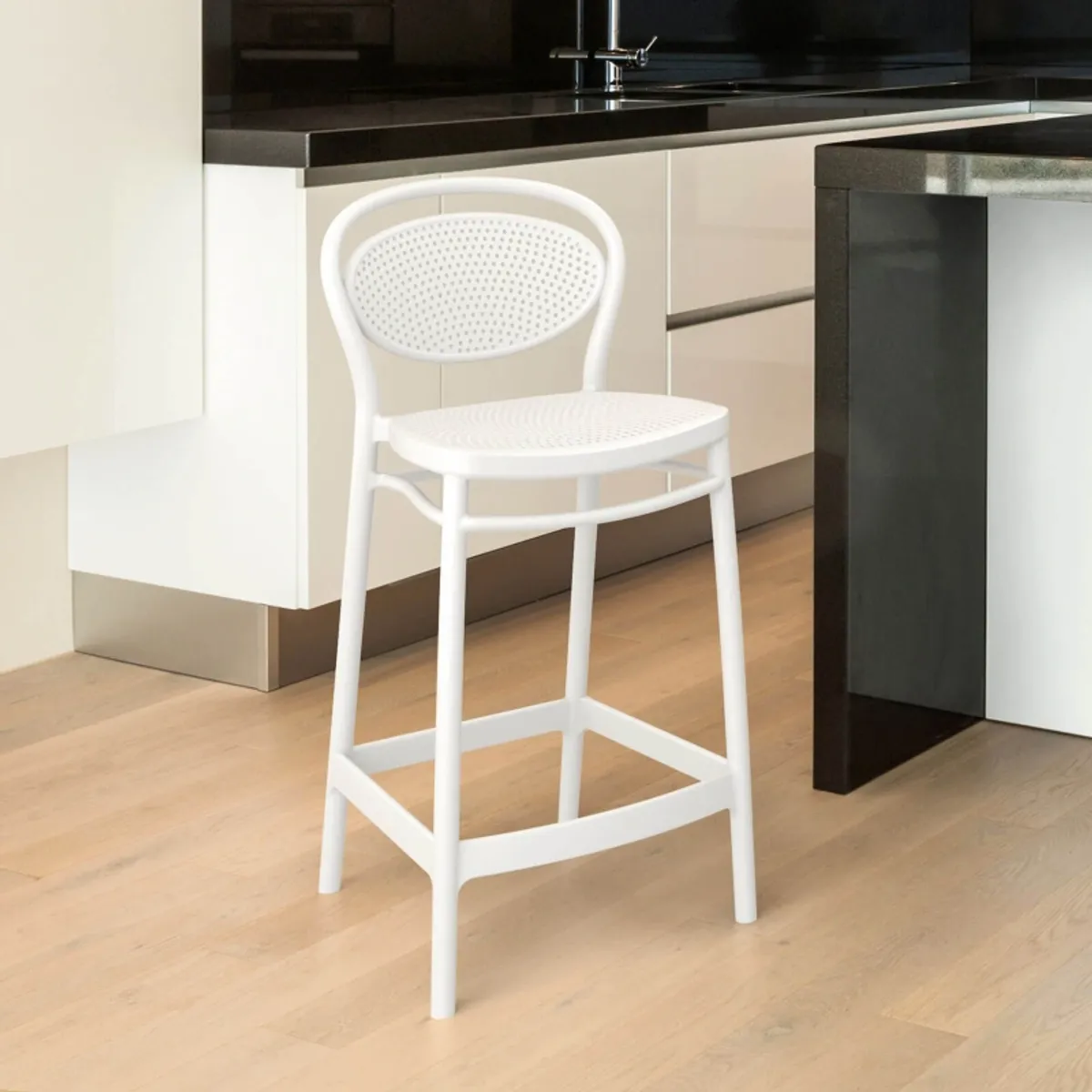 Marcel - Tabouret snack moderne en polypropylène