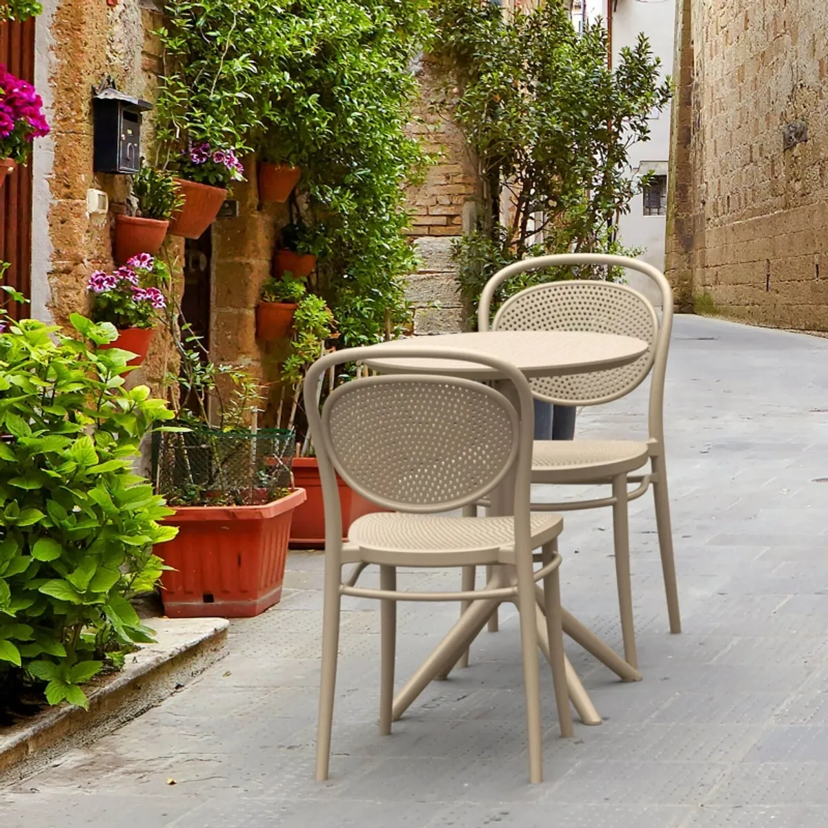 Marcel - Chaise de jardin moderne empilable en polypropylène — vue 4