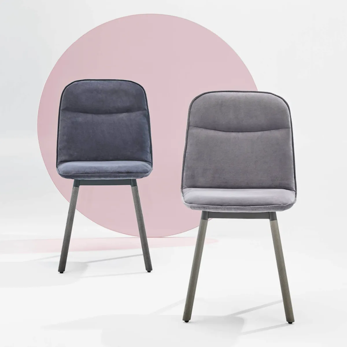 Köln Mobliberica® - Chaise rembourrée tissu et pieds bois — vue 3