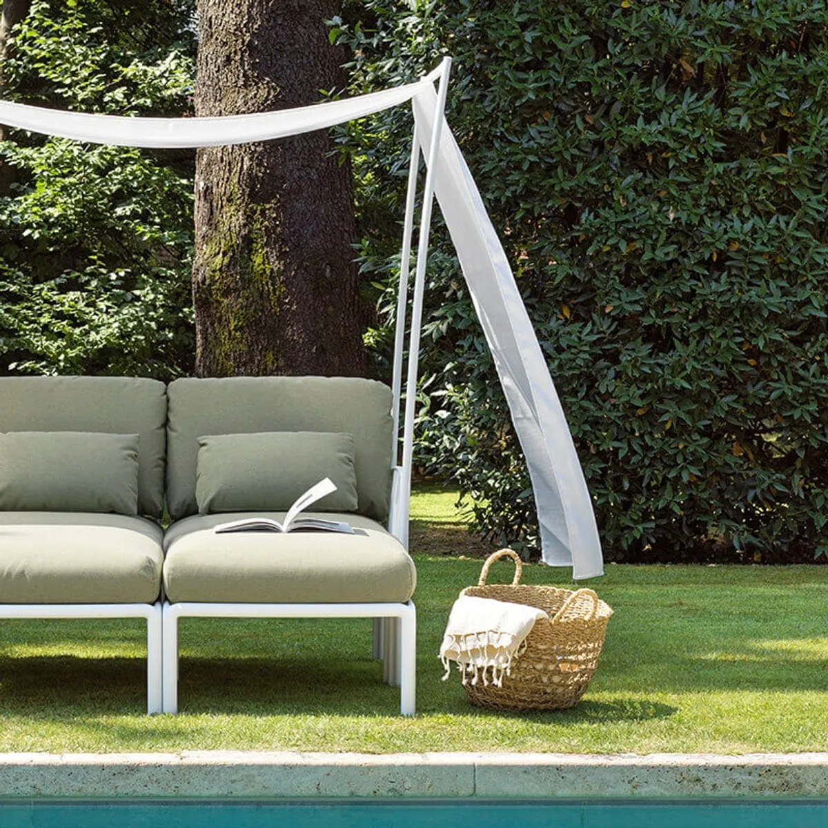 Komodo ombra 3 - Canapé de jardin 3 places avec voile d'ombrage fabriqué en Italie — vue 3