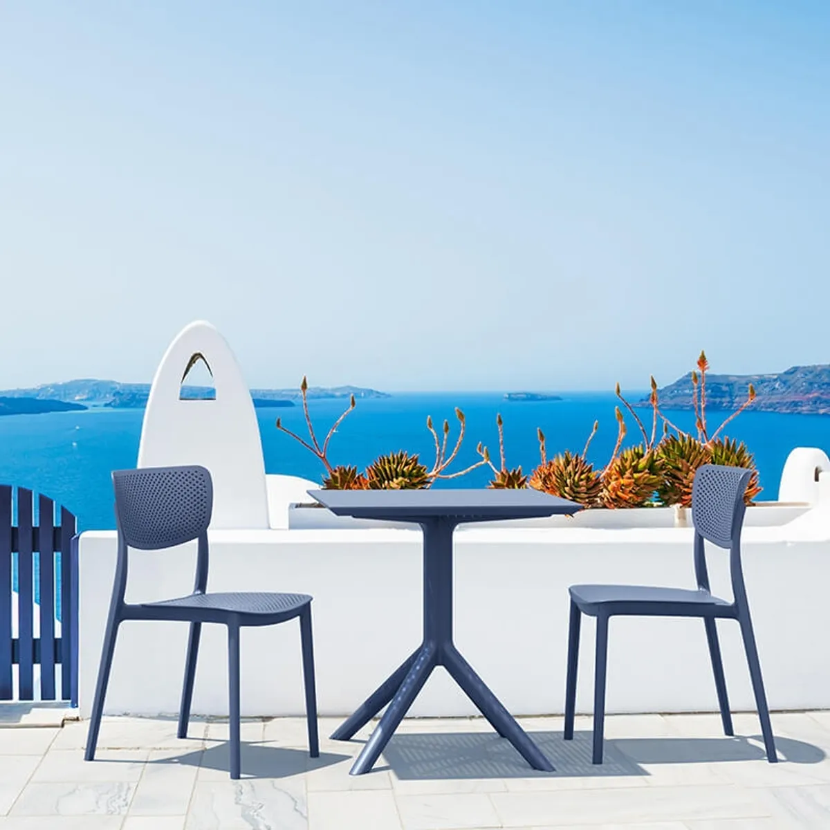 Sky - Petite table de jardin carrée en résine — vue 3