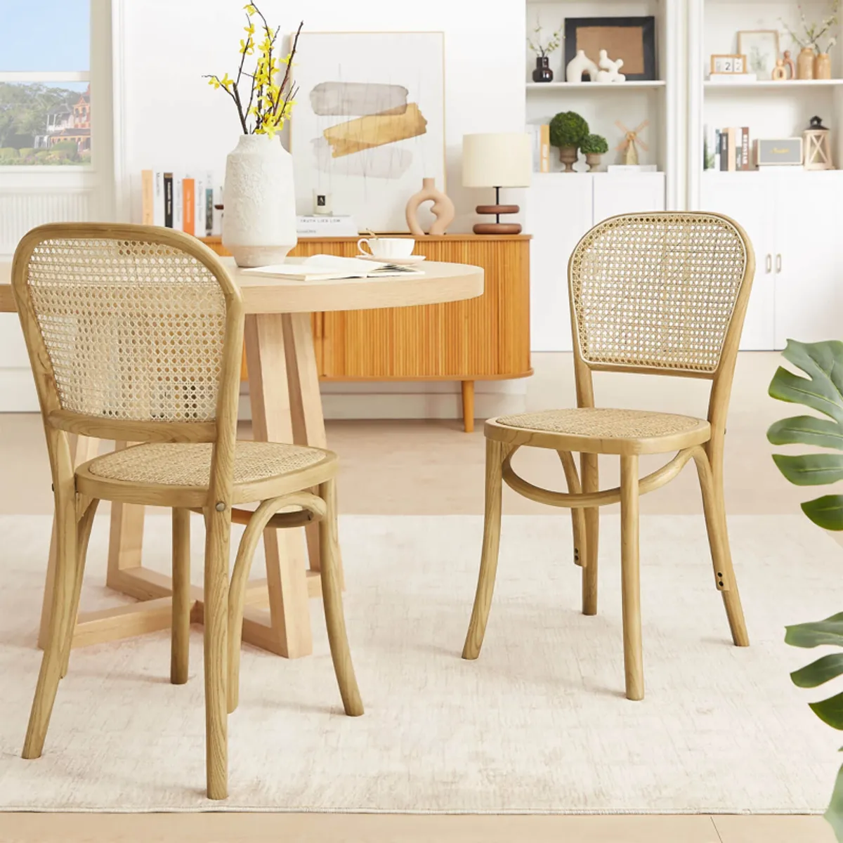 Brasserie - Chaise bistrot en bois et cannage — vue 4