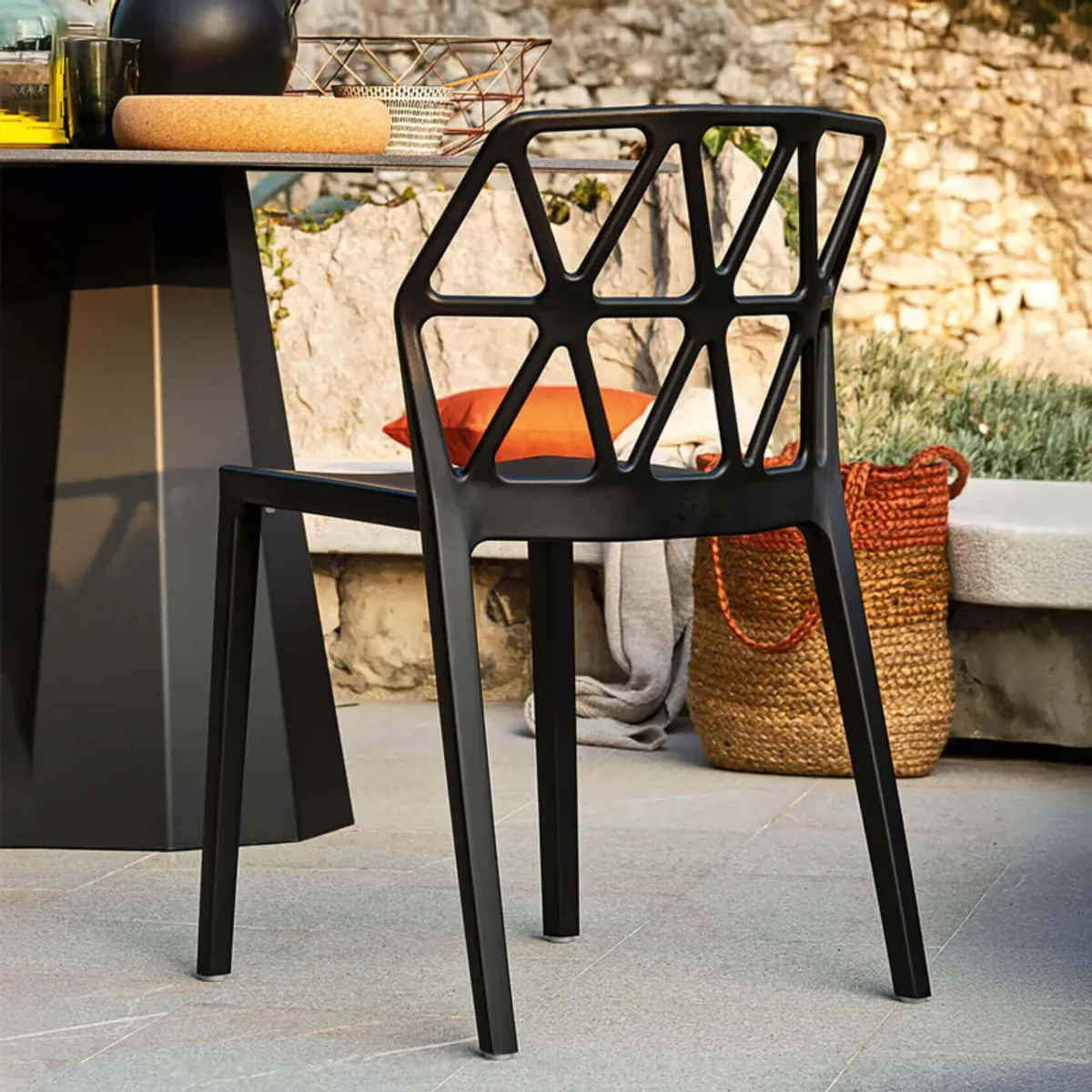Alchemia Connubia® - Chaise de jardin design empilable en polypropylène — vue 4
