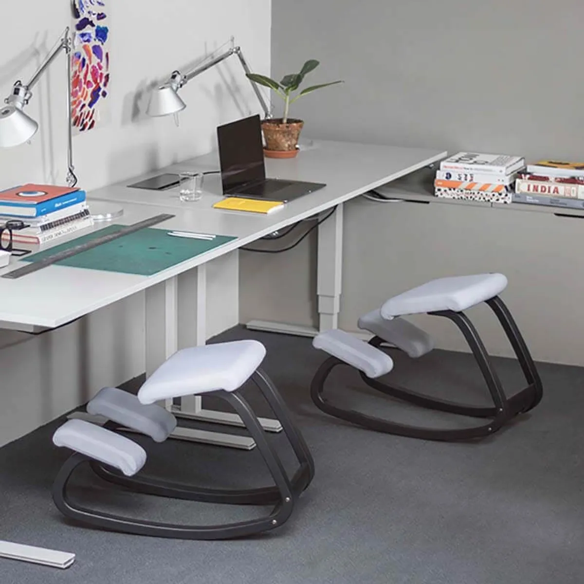 Variable Varier® - Chaise de bureau ergonomique à bascule en tissu — vue 5