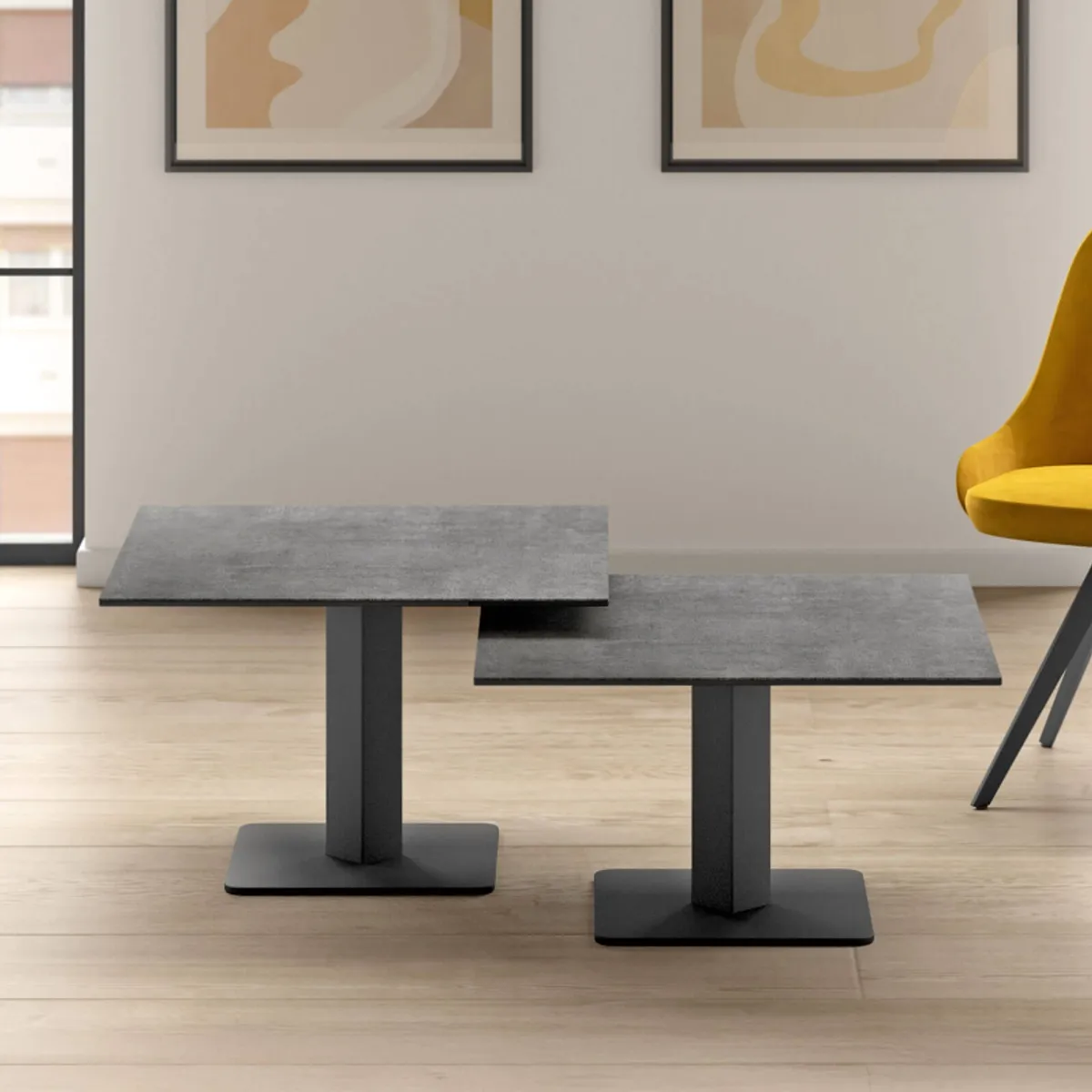 Ibero mini - Table basse carrée en céramique avec pied central