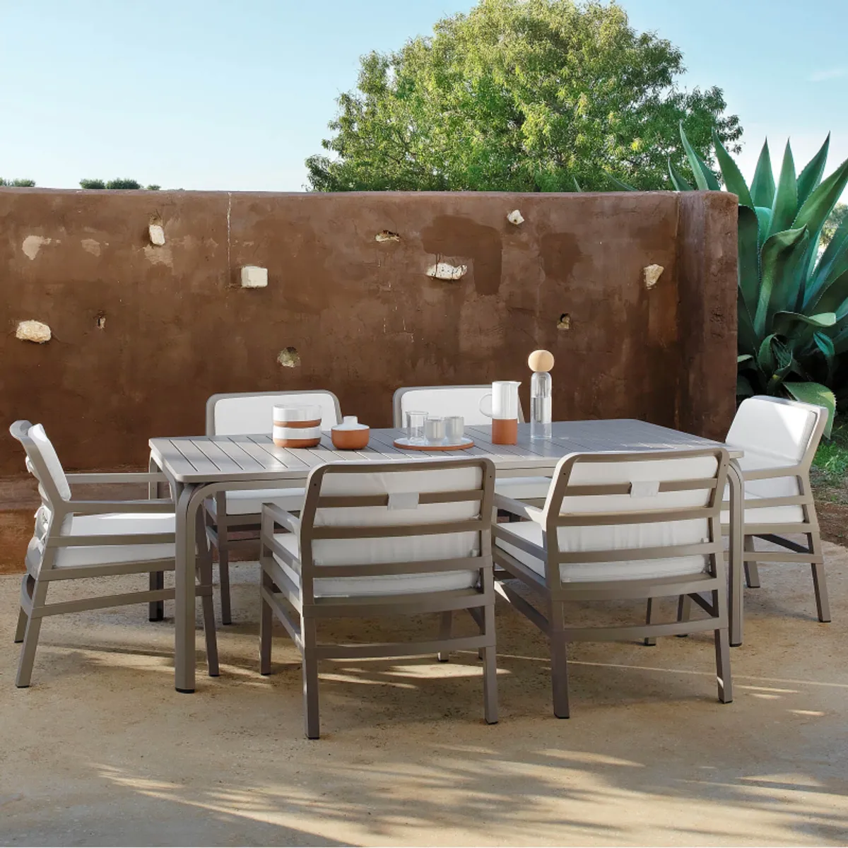 Alloro - Table de jardin extensible en polypropylène et aluminium