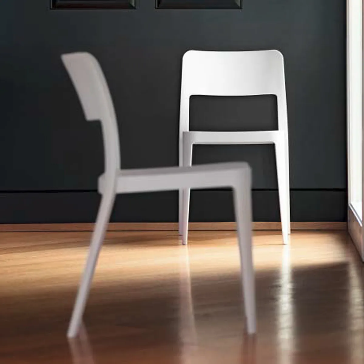Nené Midj® - Chaise moderne en polypropylène — vue 4