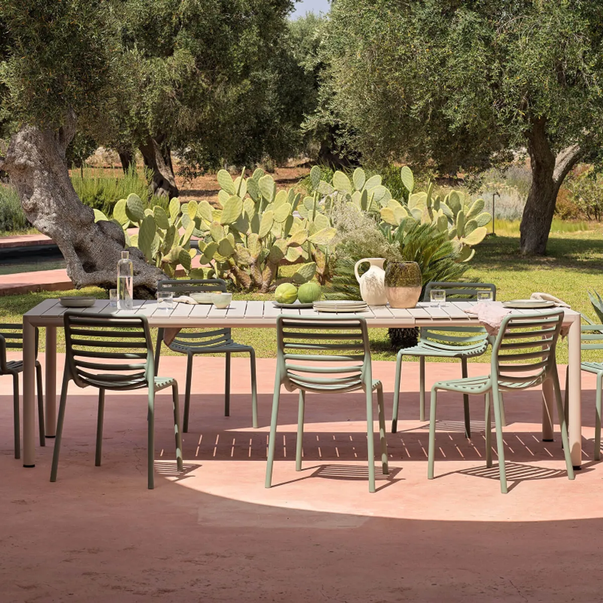 Doga bistrot - Chaise de jardin design empilable sans accoudoirs de fabrication italienne — vue 3
