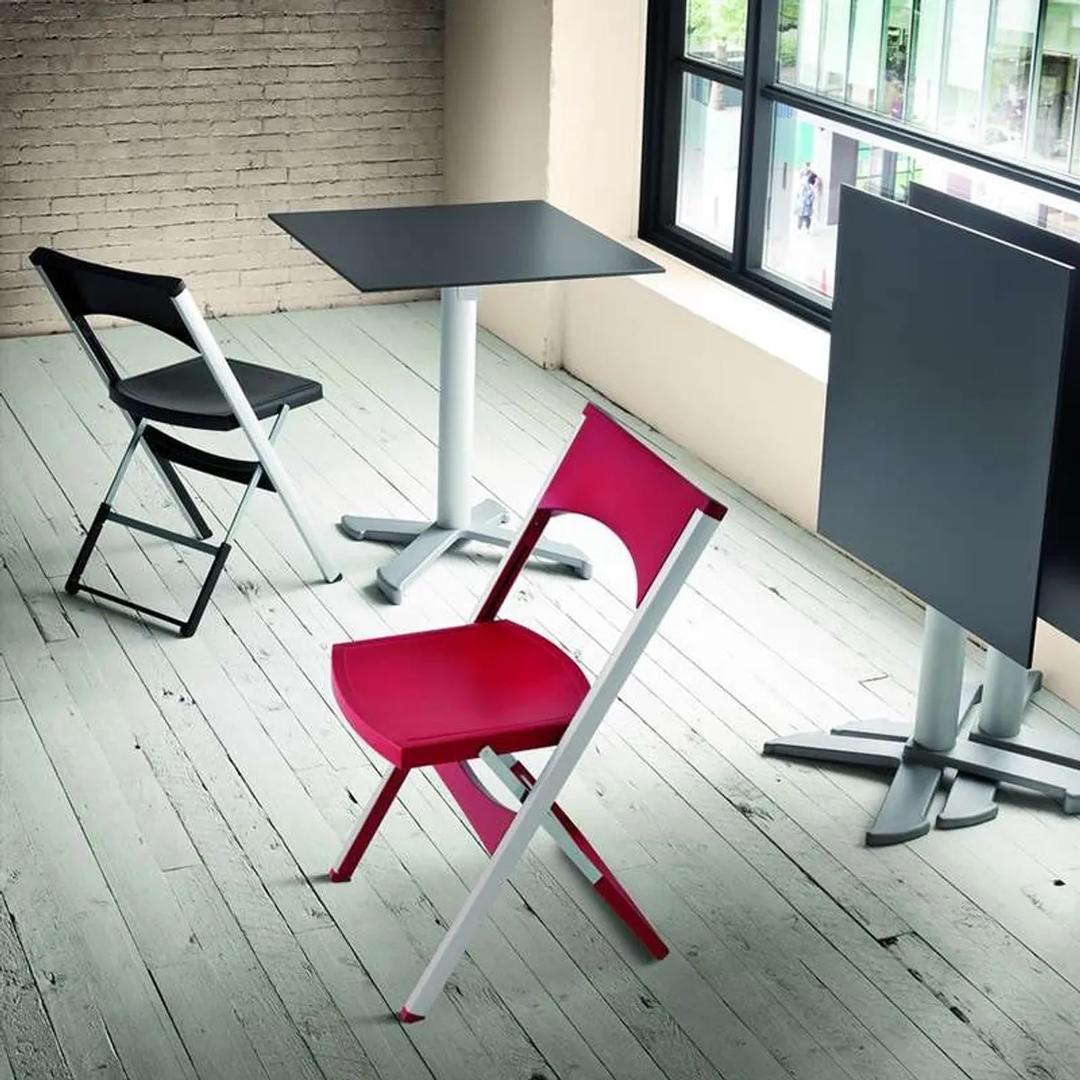 Compact - Chaise pliante solide en technopolymère et métal aluminium