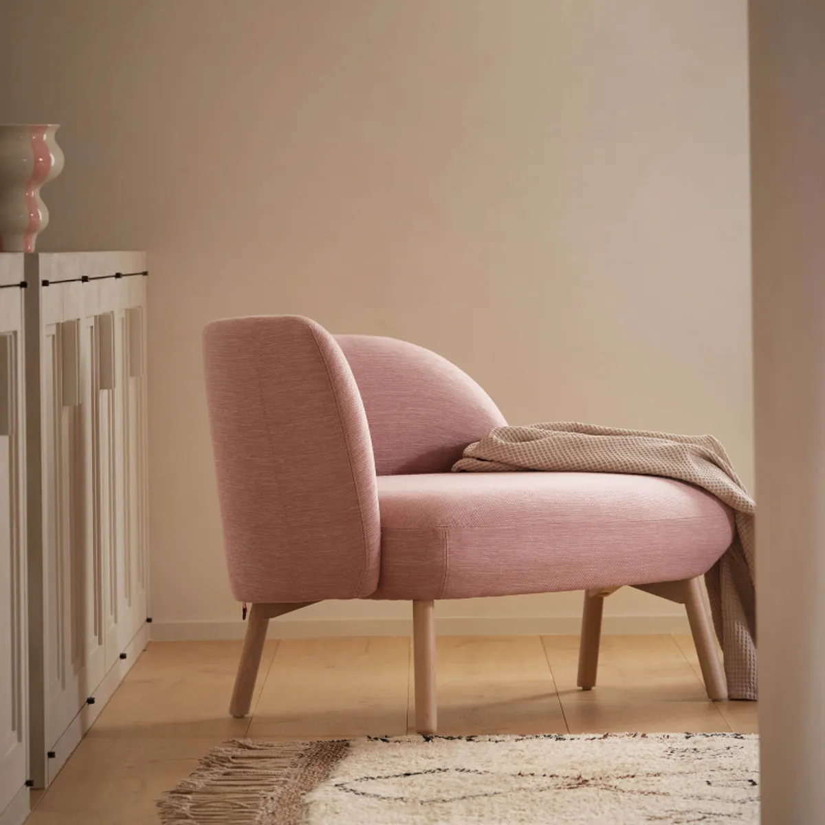 Thalia Mobitec ® - Banquette cosy en tissu avec pieds en bois — vue 5