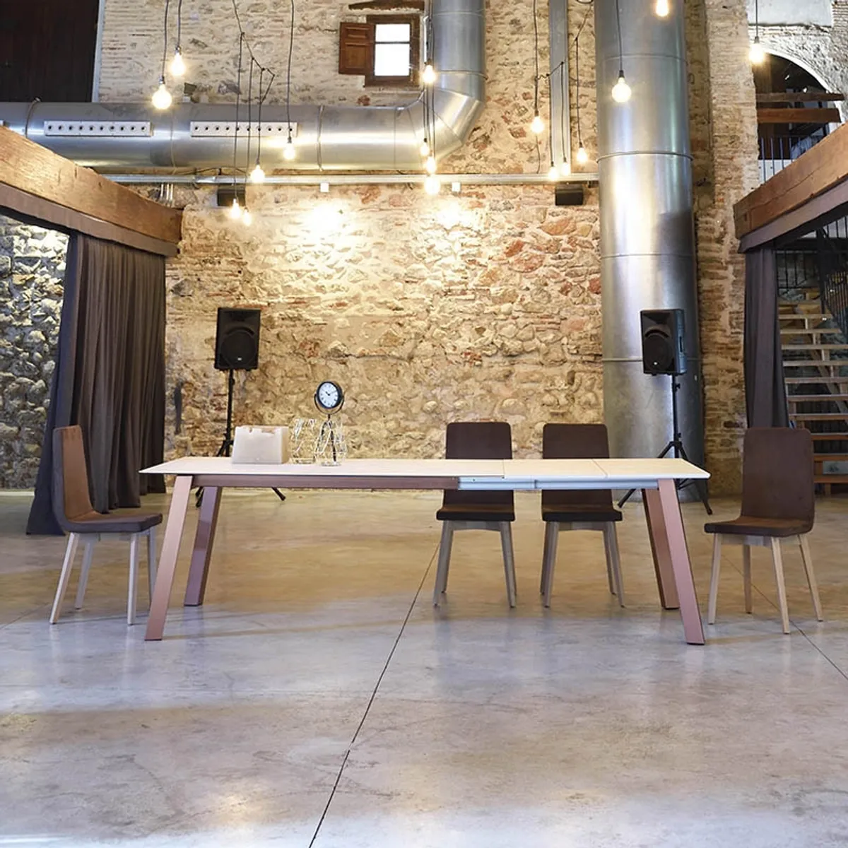 Charlotte - Table moderne extensible en Dekton