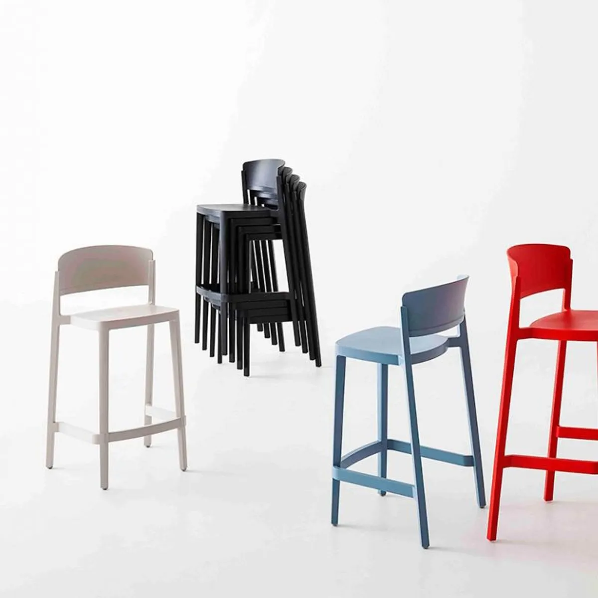Abuela - Tabouret snack empilable — vue 3