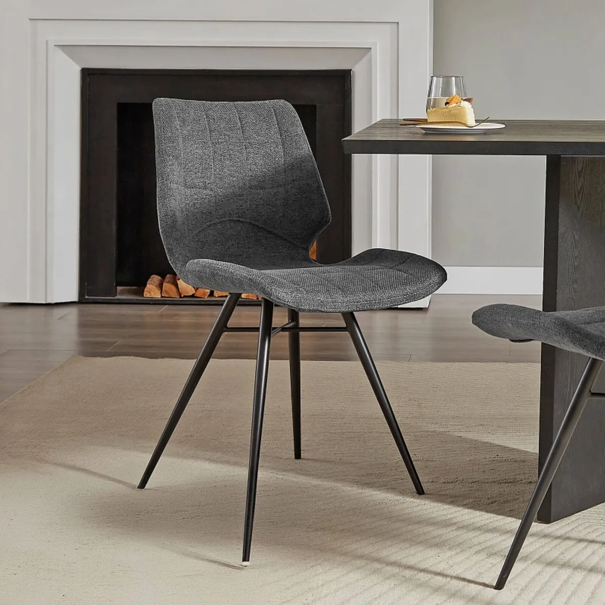 Ibéris - Chaise design vintage rembourrée en tissu