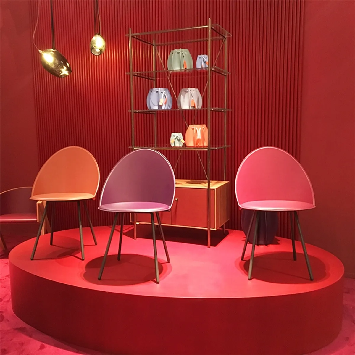 Amika - Chaise italienne vintage en croûte de cuir — vue 3