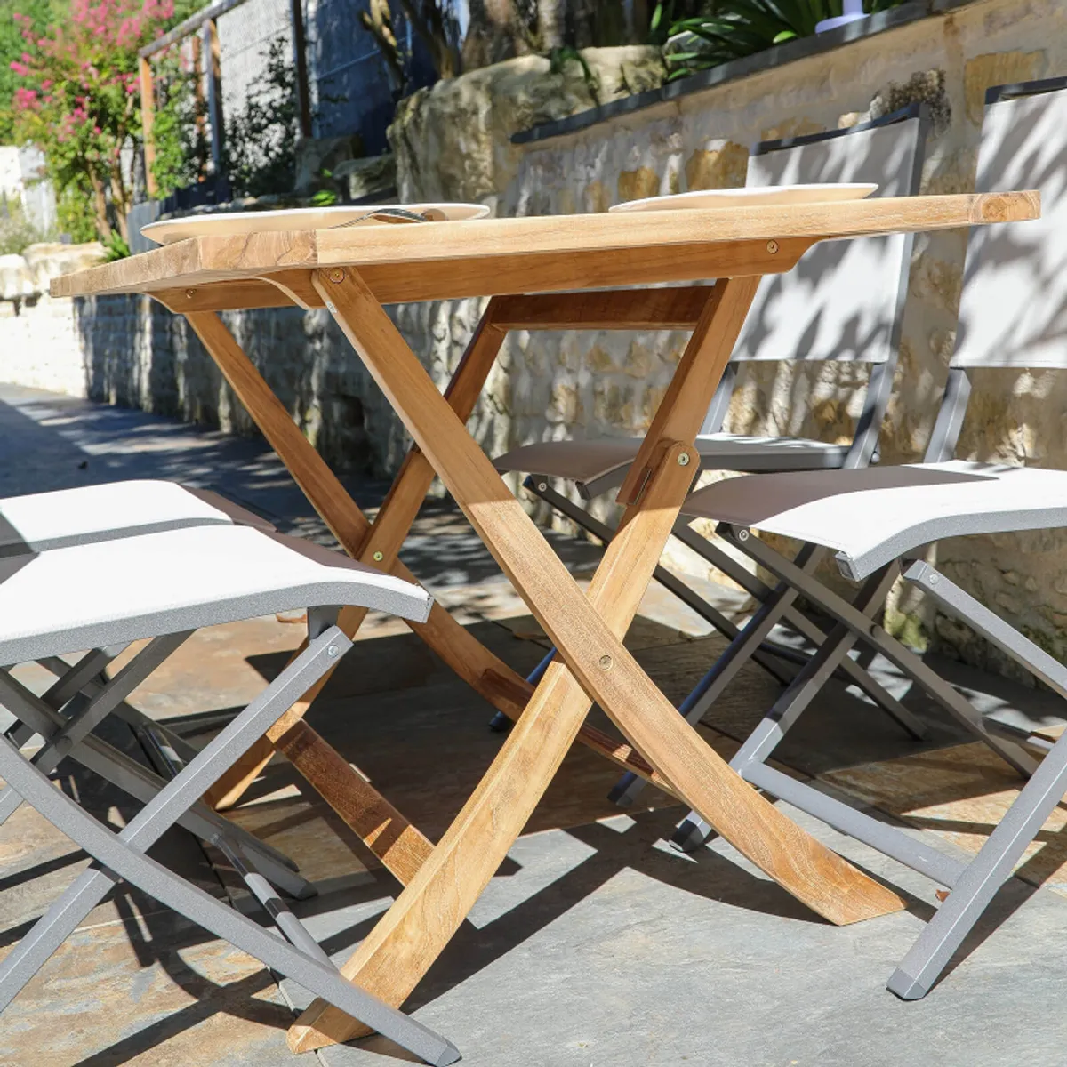 Tanama - Table de jardin rectangulaire pliante en teck massif — vue 5