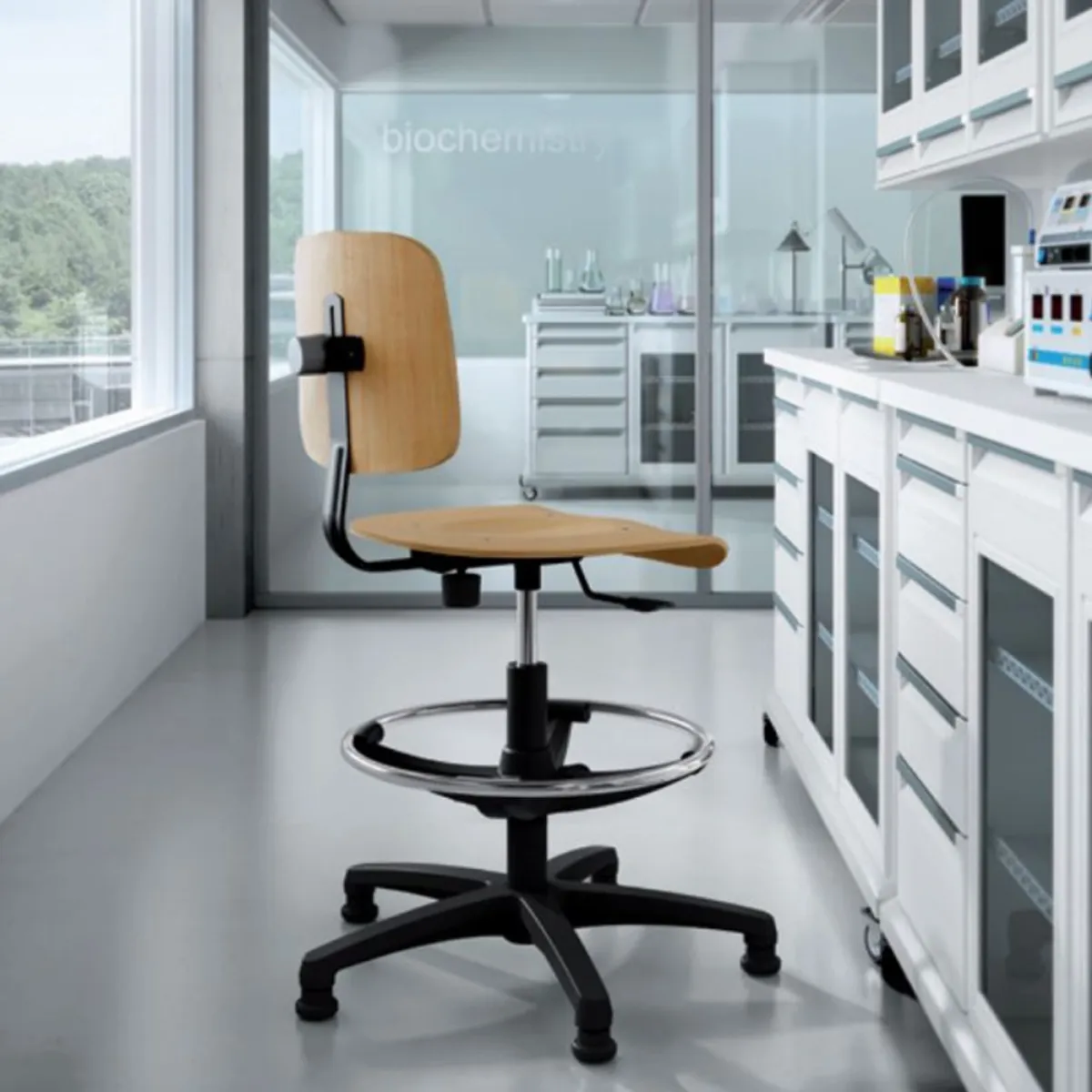 Tecnik - Chaise d'atelier réglable en bois