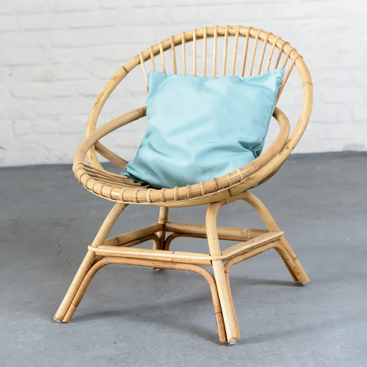 Brigitte - Fauteuil coquille en rotin — vue 3