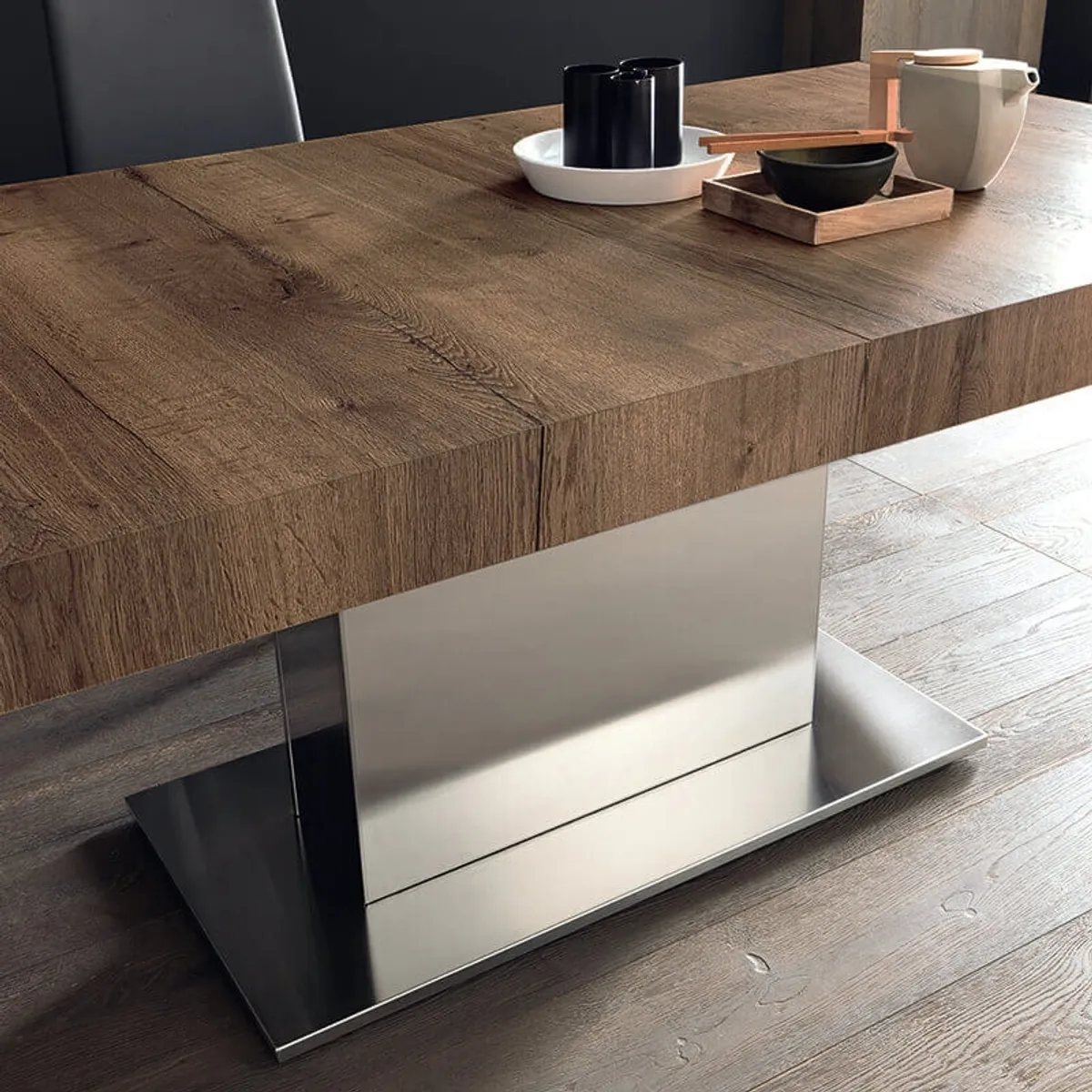 Tower Maxi - Table ultra extensible pied central en métal et plateau en mélaminé — vue 5