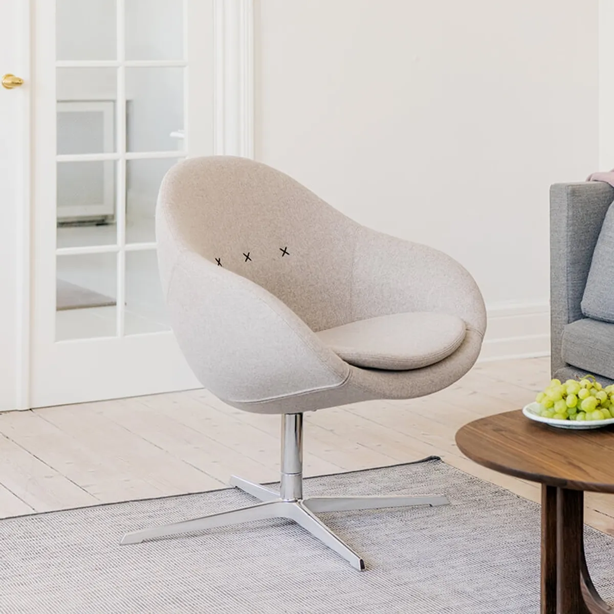 Kokon club Varier® - Fauteuil pivotant confortable en tissu design