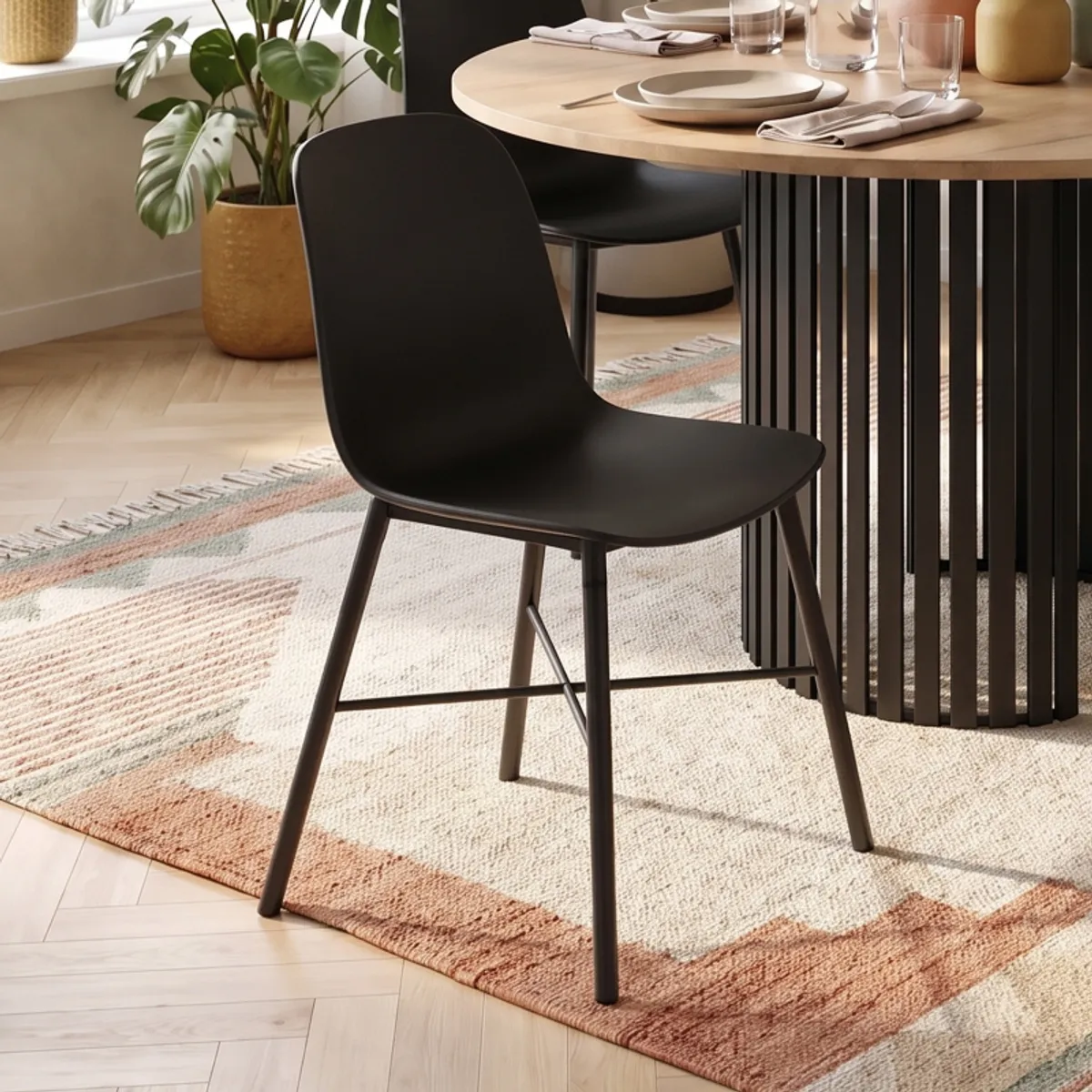 Cloe - Chaise moderne en polypropylène et métal