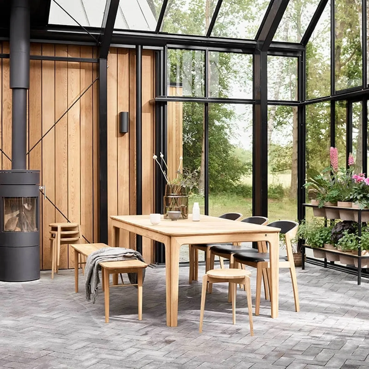 SM26/27 - Table scandinave extensible en bois massif de fabrication danoise — vue 3