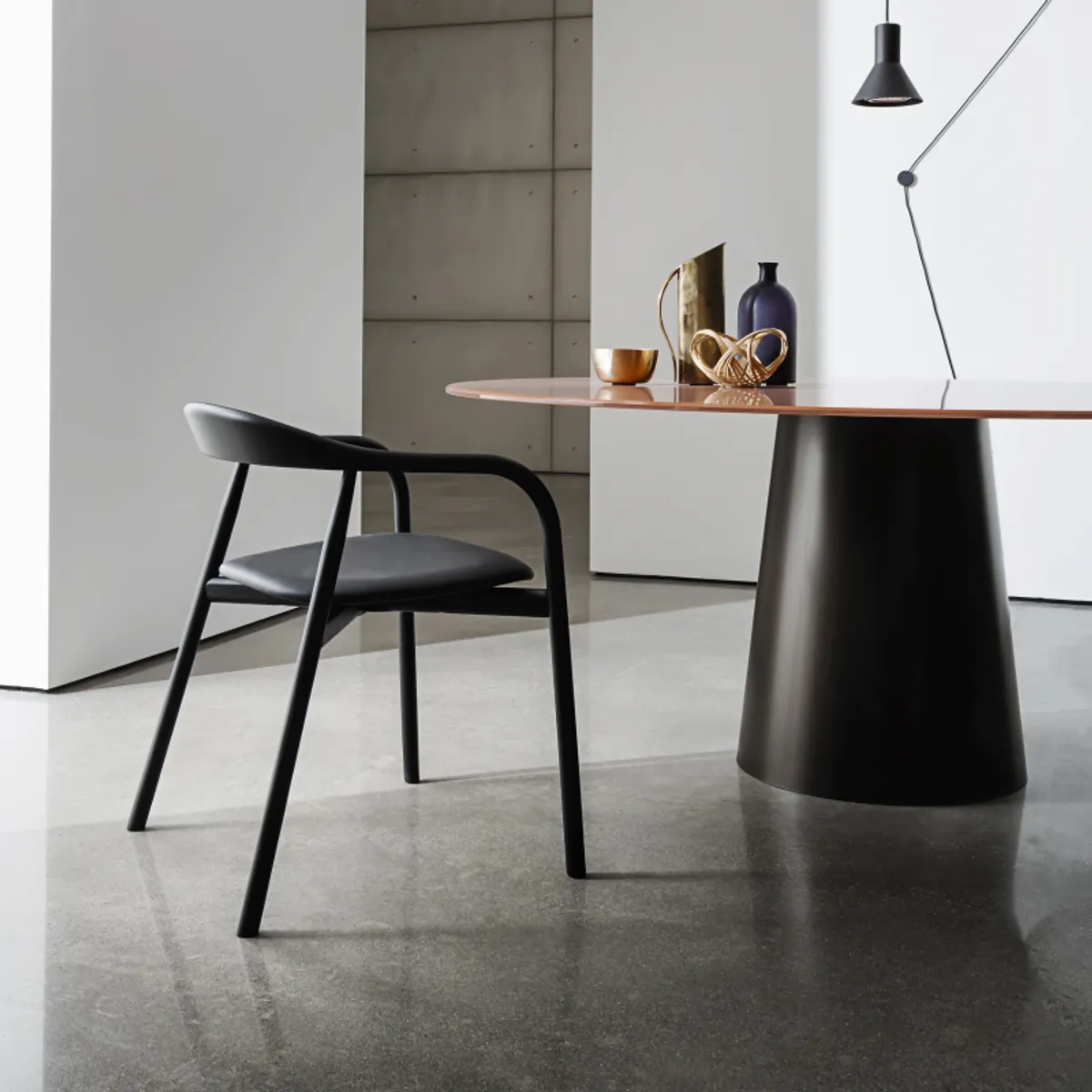 Totem Sovet® - Table ronde design en verre — vue 4