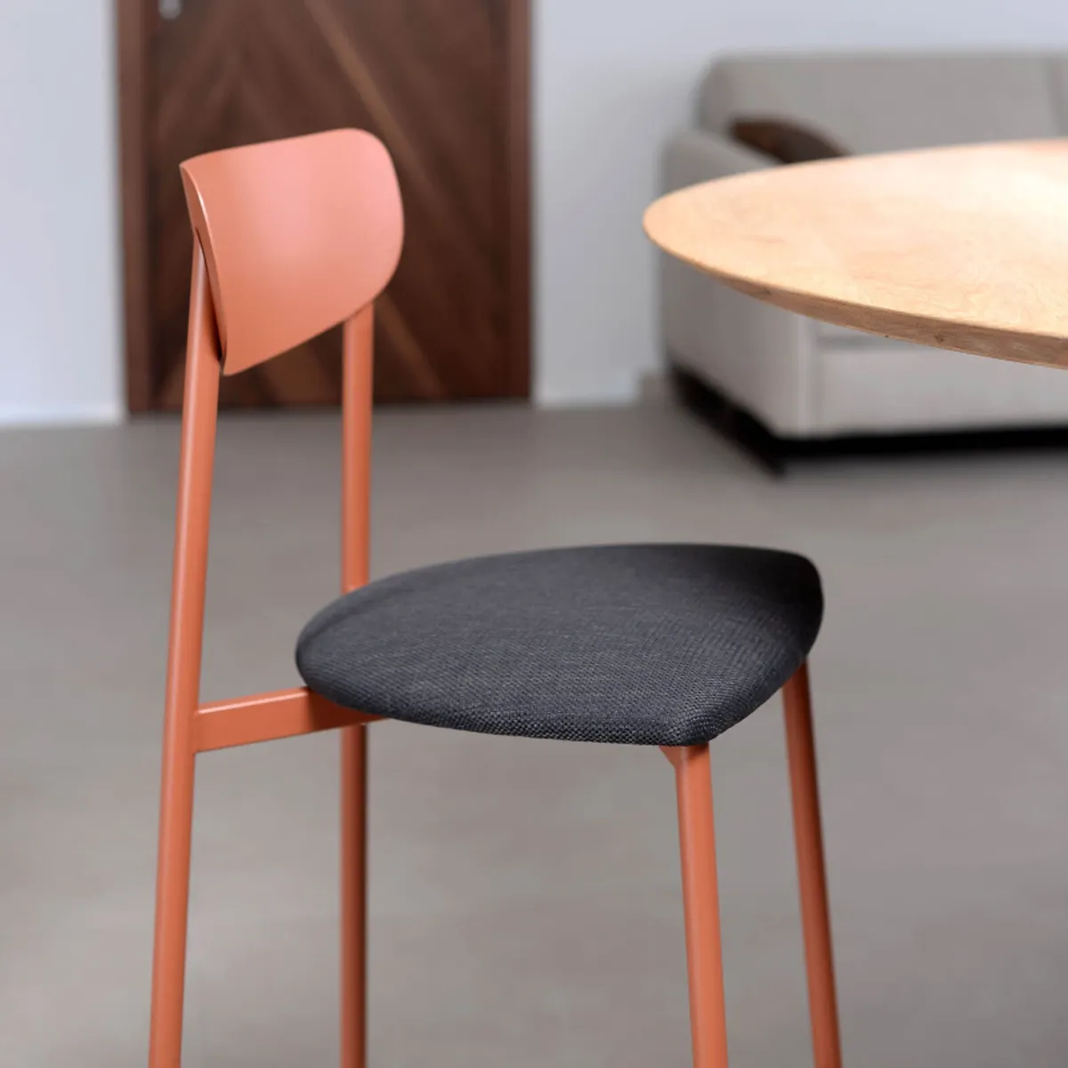 Colette Carrier® - Tabouret snack français en métal avec assise en tissu — vue 4