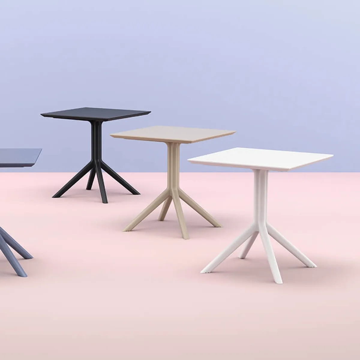Sky - Petite table carrée en résine
