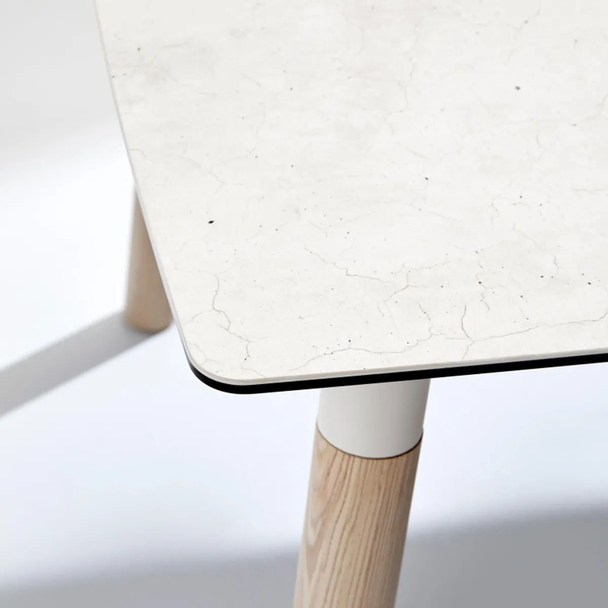 Köln Mobliberica® - Table céramique avec pieds bois — vue 3