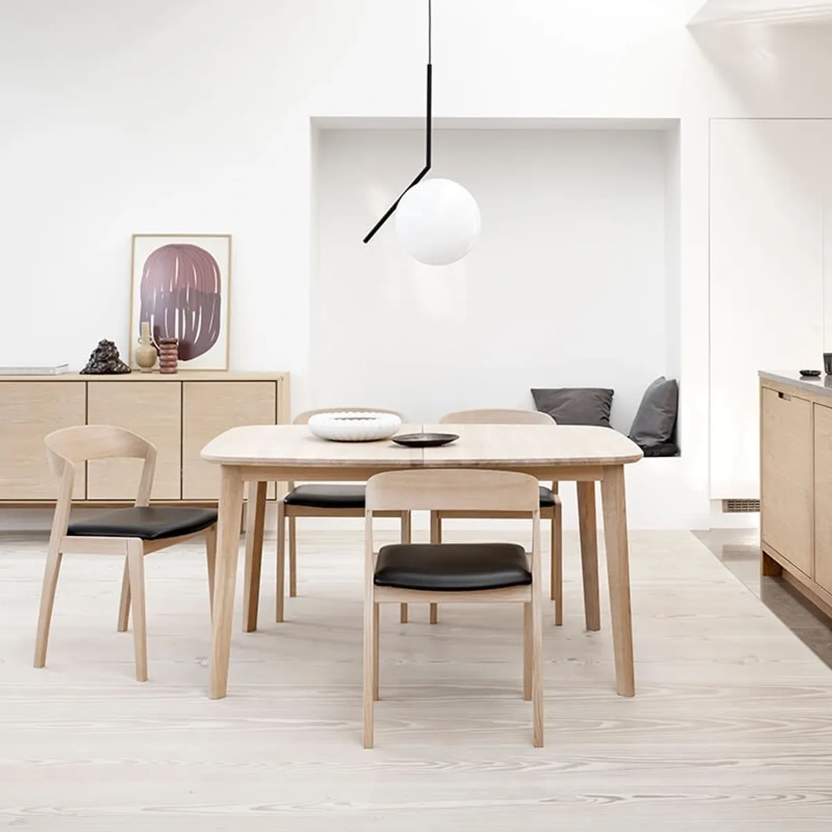 SM118/119 - Table extensible en bois massif fabriquée au Danemark